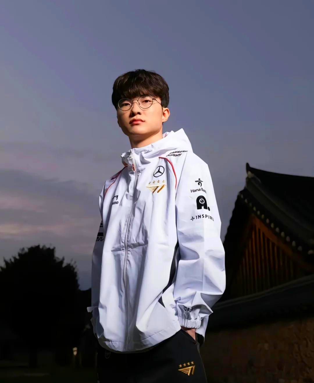 Royal Never Give Up 从 LPL 2025 中被淘汰， Bilibili Gaming 和 Anyone's Legend 获得胜利