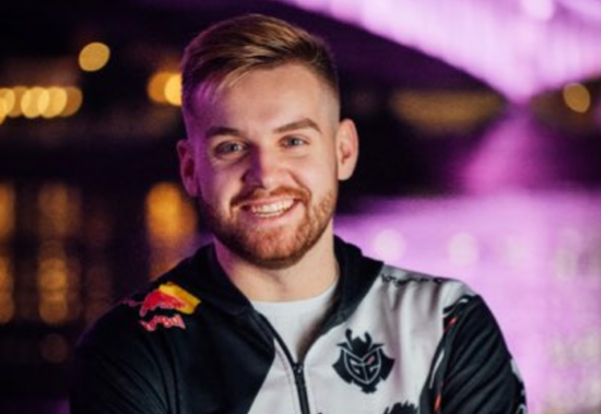 WE官方：前 DRX 和 Kwangdong Freecs 的下路选手 Taeyoon 加入了团队