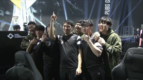 LPL夏季赛季后赛：EDG 3：1击败LNG，晋级败者组决赛