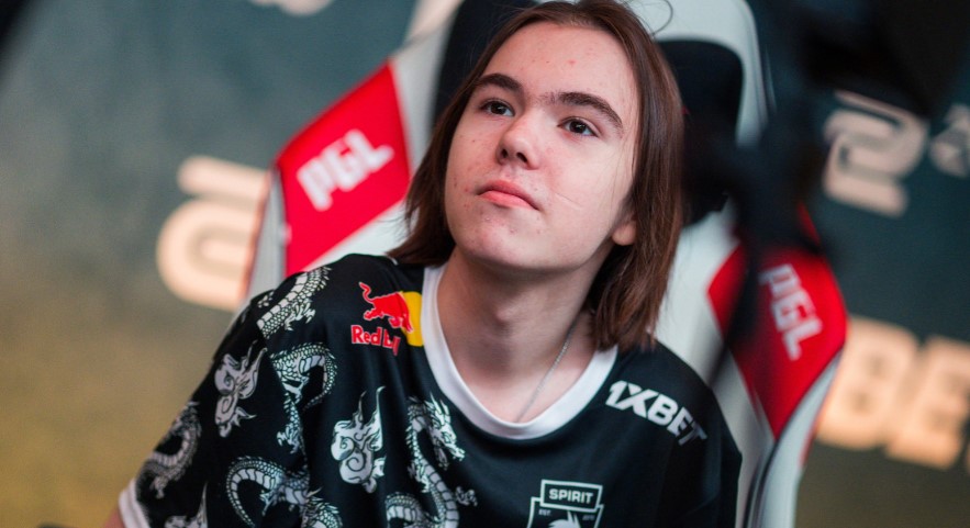 IEM 科隆 2024：毫无压力！小蜜蜂2-0击败黑豹